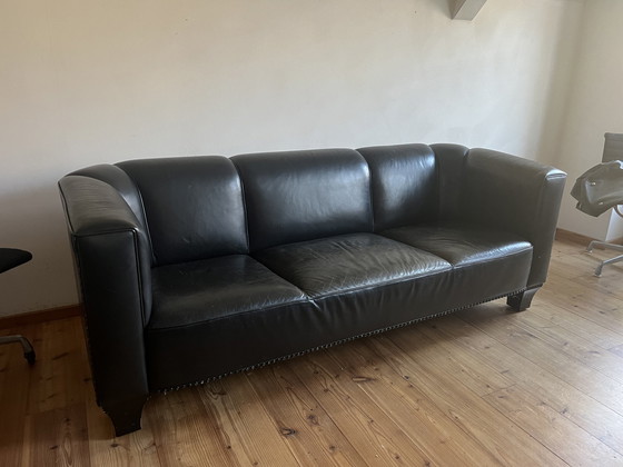 Image 1 of Josef Hoffmann Palais Stoclet sofa in zwart leder