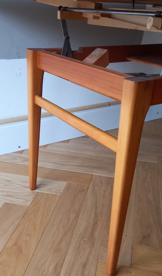 Image 1 of Lifttafel Mid-Century