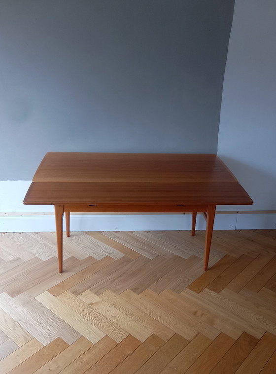 Image 1 of Lifttafel Mid-Century