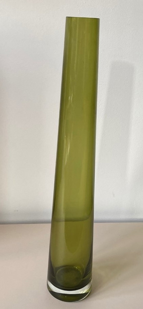 Image 1 of Wreszniak Glassworks - Twee grote groene glazen vazen