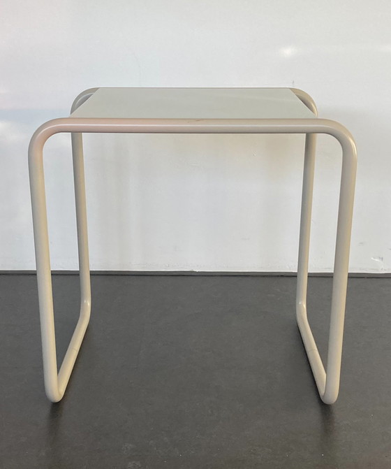 Image 1 of Thonet B9 bijzettafel