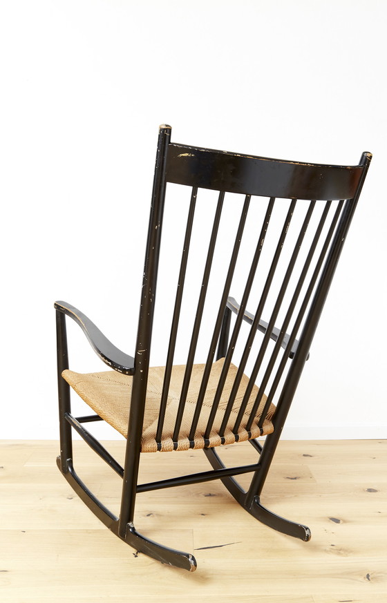 Image 1 of Schommelstoel J16 van Hans Wegner voor FDB Møbler