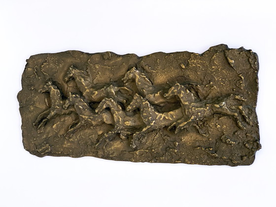 Image 1 of Brutalist bronzen wandrelief met paarden