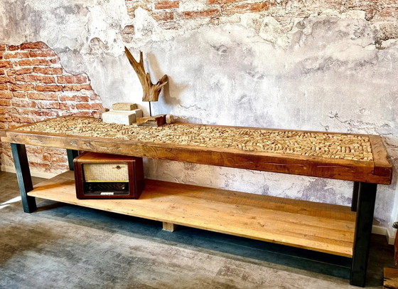 Image 1 of Massief houten tafel met stalen poten, industriële look, LED-verlichting, 2,90 m lang