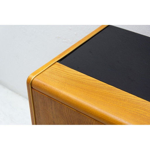 Mid century dressoir van Hubert Nepožitek en Bohumil Landsman voor Jitona, jaren 1960