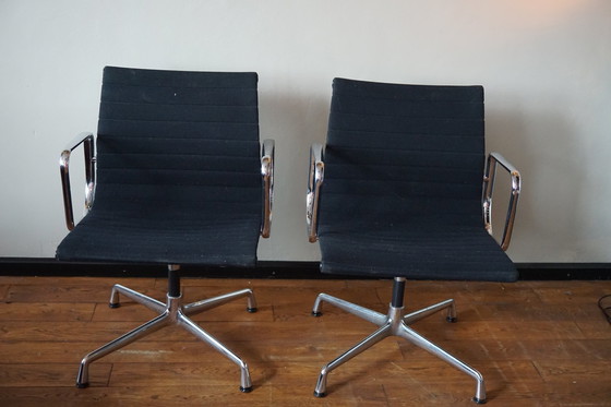 Image 1 of 4x Vitra Eames Ea107