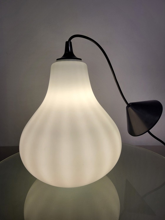 Image 1 of Vintage glazen hanglamp, opaline wit, model teardrop, jaren 60