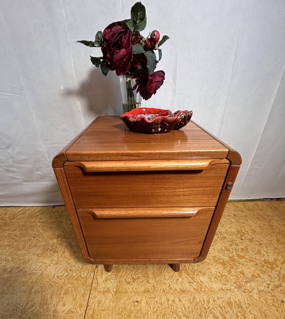 Image 1 of Mid Century Retro Vintage Teak Klein Kastje Deens Ontwerp 1960