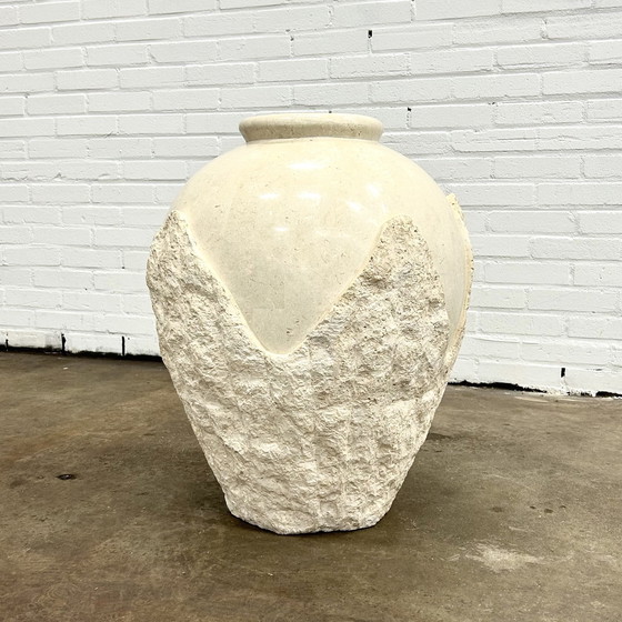 Image 1 of Grote Vintage Mactan Steen Tessellated Vloer Vaas