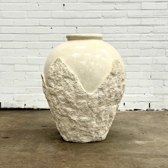 Image 1 of Grote Vintage Mactan Steen Tessellated Vloer Vaas