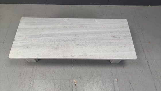 Image 1 of Vintage wit marmeren salontafel, 1970