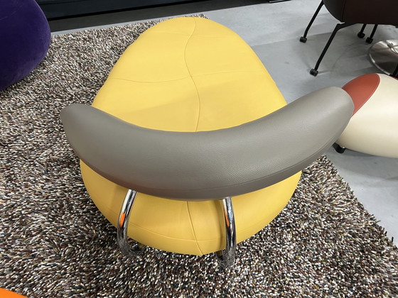 Image 1 of Leolux Kikko Chaise Longue Geel Leer 