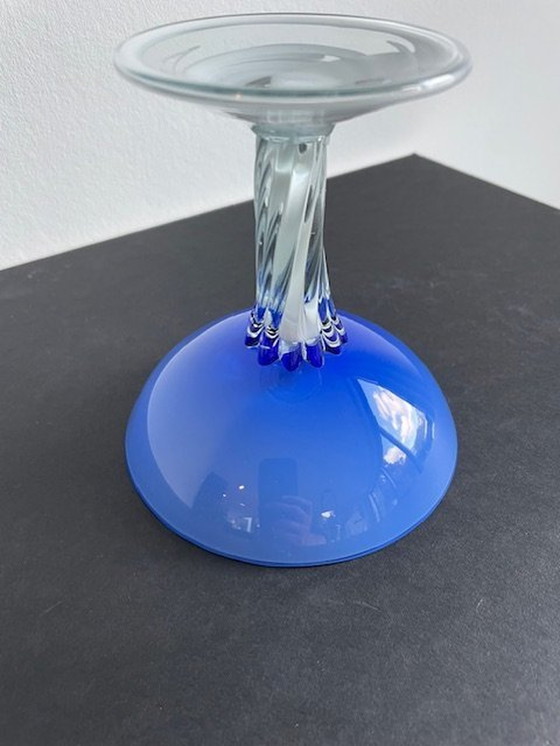 Image 1 of Elegant Kelkje Van Blauw, Wit En Transparant Murano Glas