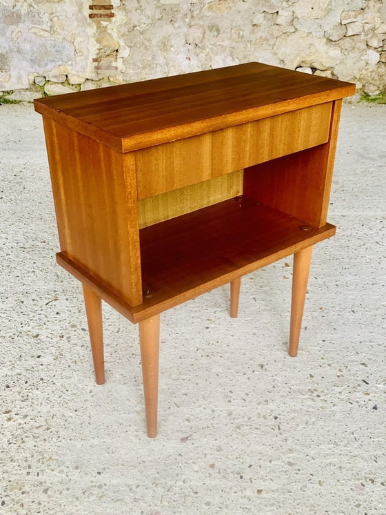 Image 1 of Mid Century Nachtkastje in Scandinavische stijl van Capelle, 1970S