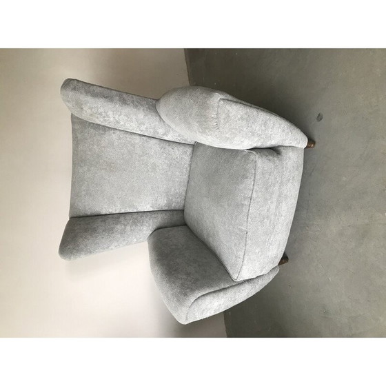 Image 1 of Paar vintage Italiaanse fauteuils in parelgrijs fluweel