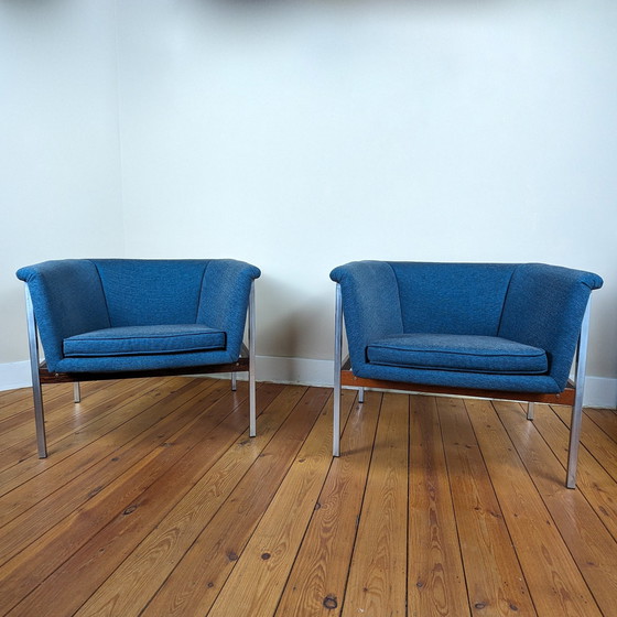 Image 1 of 2x Artifort model 040 loungestoelen door Geoffrey Harcourt