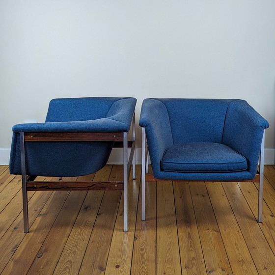 Image 1 of 2x Artifort model 040 loungestoelen door Geoffrey Harcourt