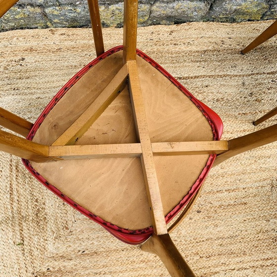 Image 1 of Set van 4 vintage stoelen van beukenhout en rood kunstleer, 1960