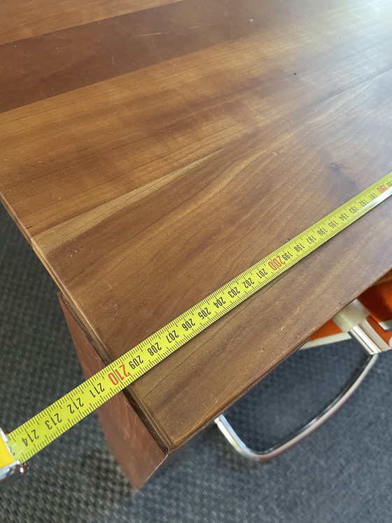 Image 1 of Design eettafel kersenhout