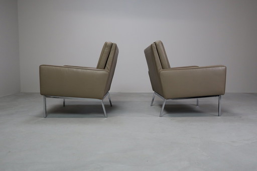 Florence Knoll lounge chairs model 65a for Knoll International