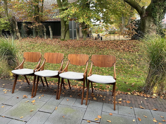 Image 1 of Set Van 4 Arne Hovmad Eetkamerstoelen