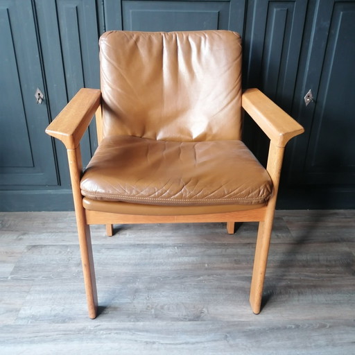 Design Fauteuil Laszlo Mazák Voor Wiesner-Hager