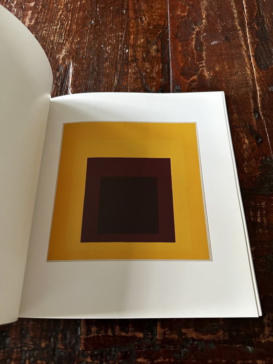 Image 1 of Josef Albers Homage to the square kunstboek