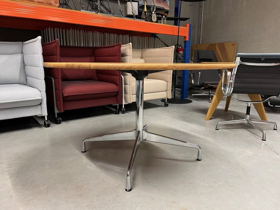 Image 1 of Vitra Eames Dining Tafel, Massief, 130Cm