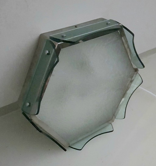 Italiaanse platte plafondlamp met groen glazen kap, 1960S