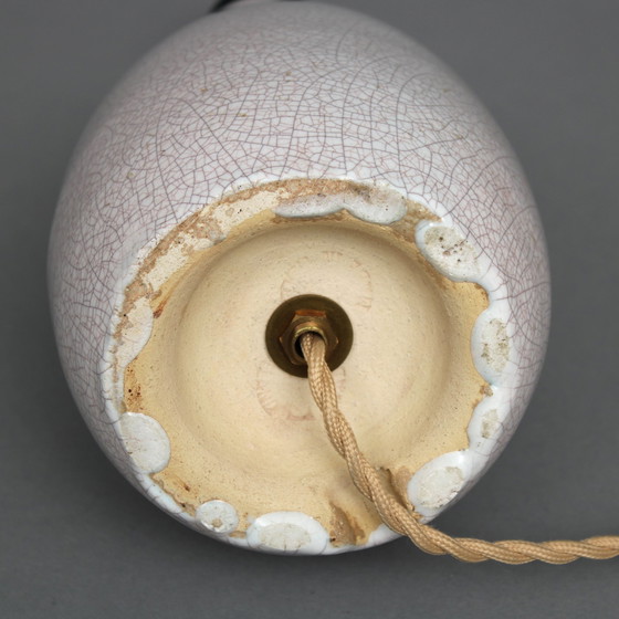 Image 1 of Pieter Groeneveldt - creme kleurige aardewerken lampvoet met kap