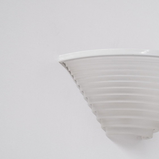 Image 1 of Paar Mid Century wandlampen van Angelo Mangiarotti voor Artemide, Italië 1970