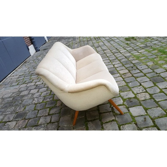 Image 1 of Vintage fluwelen 3-zitsbank met teakhouten poten, 1950