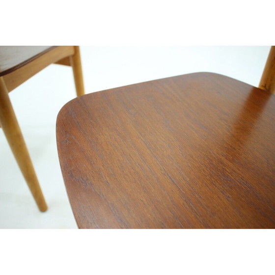Set van 6 vintage eetkamerstoelen model 122 in eiken en teak van Børge Mogensen voor Søborg Møbelfabric, (photo 8 of 10)