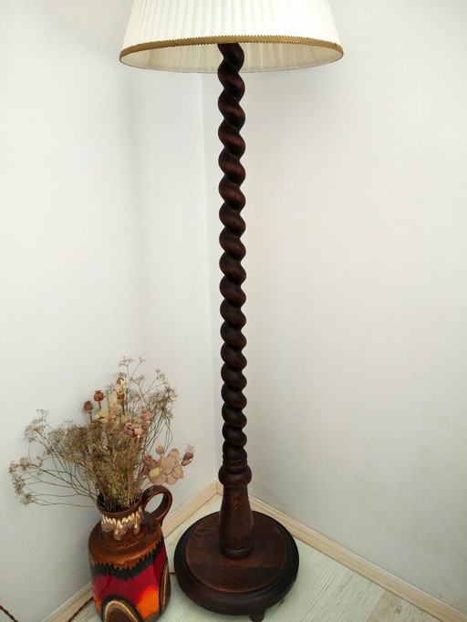 Vintage eiken vloerlamp met zijden lampenkap