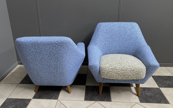 Image 1 of set van twee blauw-witte wollen stoelen 1960