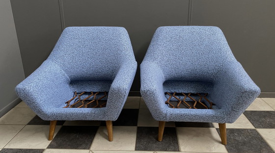 Image 1 of set van twee blauw-witte wollen stoelen 1960