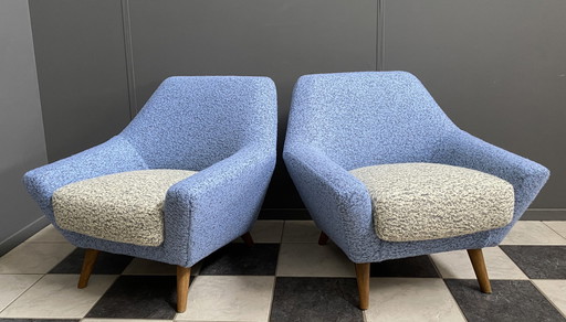 set van twee blauw-witte wollen stoelen 1960