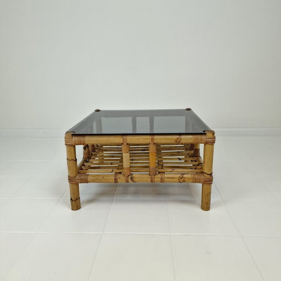 Image 1 of Italiaanse vintage bambo salontafel met rookglas, 1970