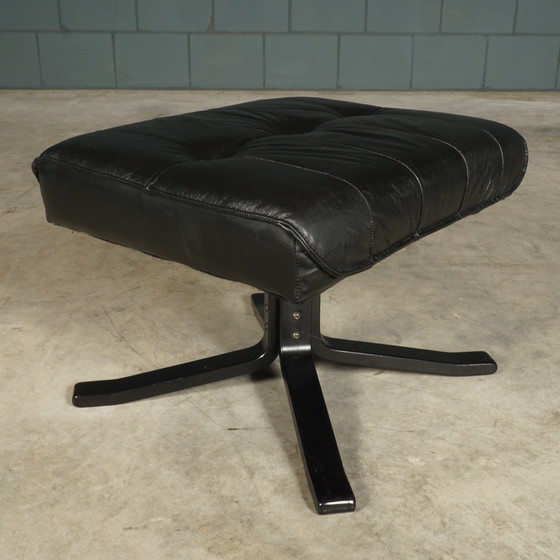 Image 1 of Vintage Unico Draaifauteuil Met Hocker – Jaren 70