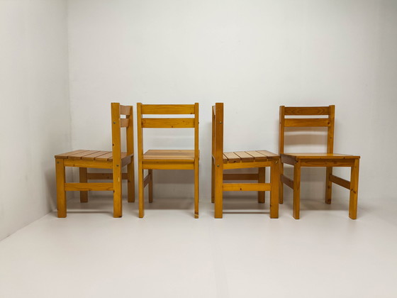 Image 1 of 4x Vintage massief grenen eetkamerstoelen