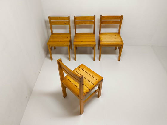 Image 1 of 4x Vintage massief grenen eetkamerstoelen