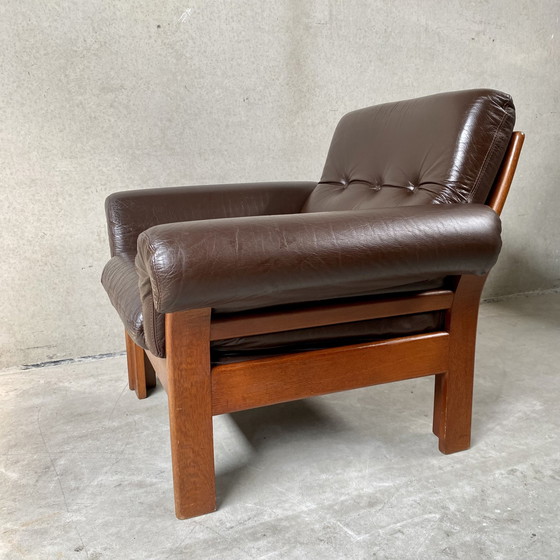 Image 1 of Mid-Century Bruin Leren Fauteuil Eiken Frame