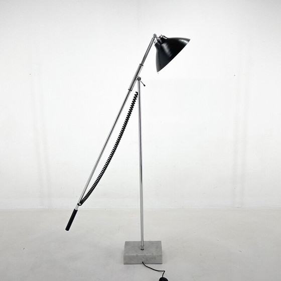 Image 1 of Italiaanse verstelbare vloerlamp van chroom en marmer, jaren 1960