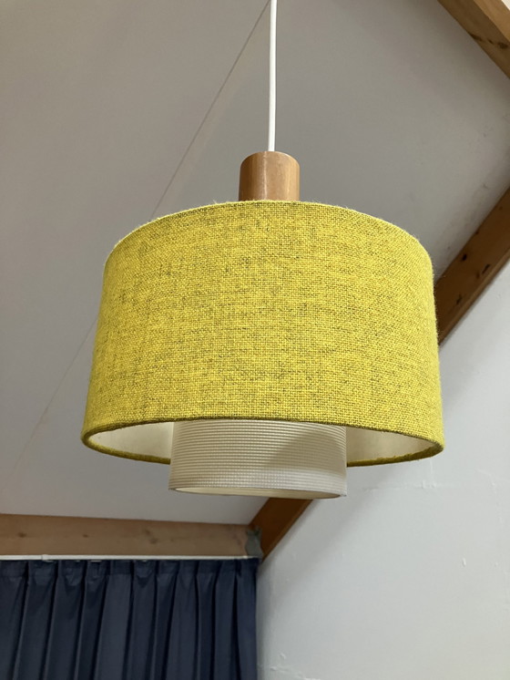 Image 1 of Vintage Jaren 60 Scandinavisch Design Hanglamp Met Gele Kap