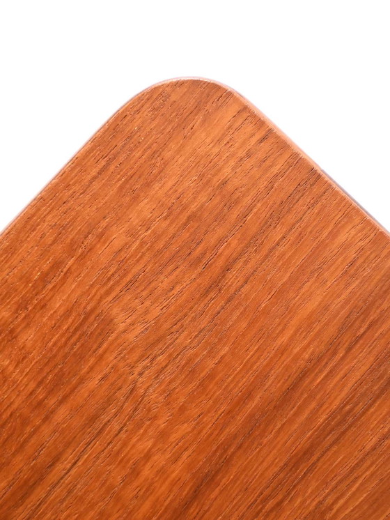 Image 1 of 1960S Retro Teakhouten Nachtkastje Met Metalen Handvat En Tijdschriftenrek - Vintage Scandinavisch Ontwerp