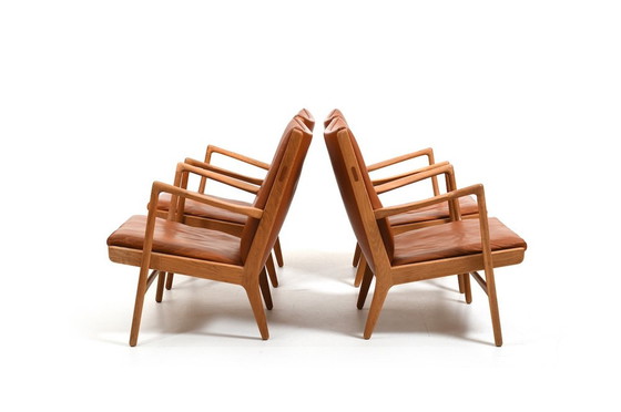 Image 1 of Model AP-16 stoelen in eiken en leer van Hans J. Wegner, 1951, set van 4