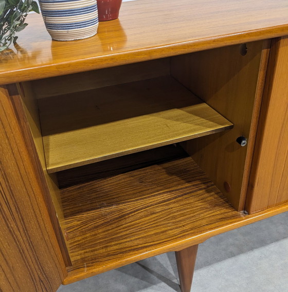 Image 1 of  Prachtig Vintage Teak Dressoir