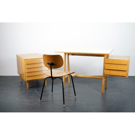 Image 1 of Vintage beukenhouten bureau, Duitsland 1960