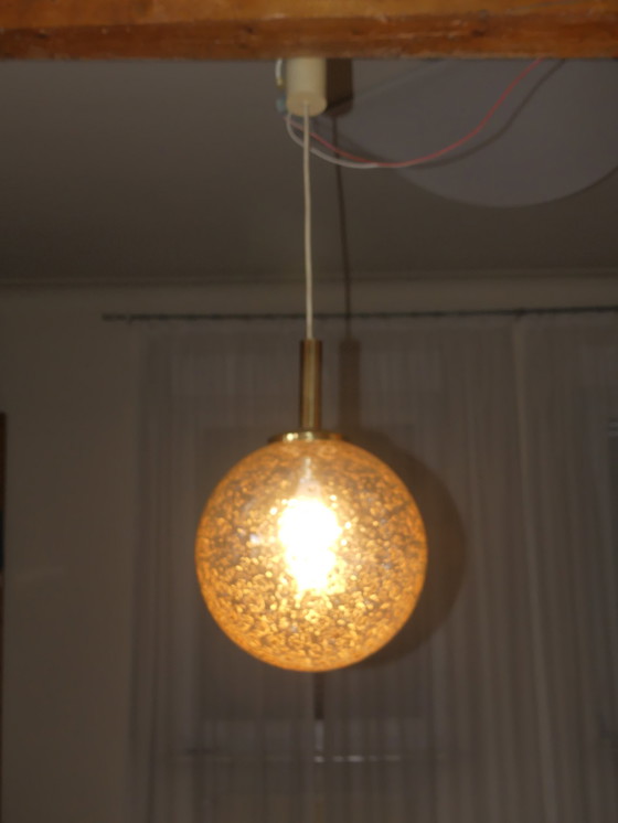 Image 1 of Plafondlamp globe licht goud insluitsels UK1aeb