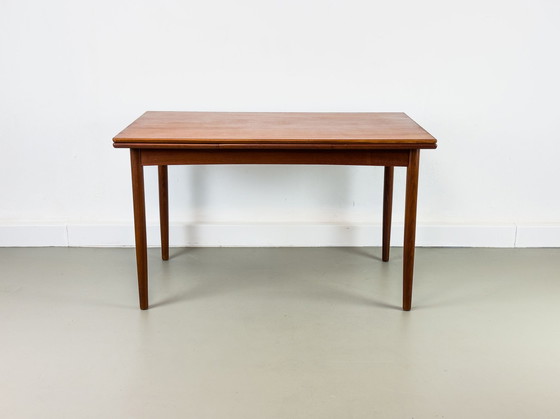 Image 1 of Deense uitschuifbare teakhouten eettafel, 1960S